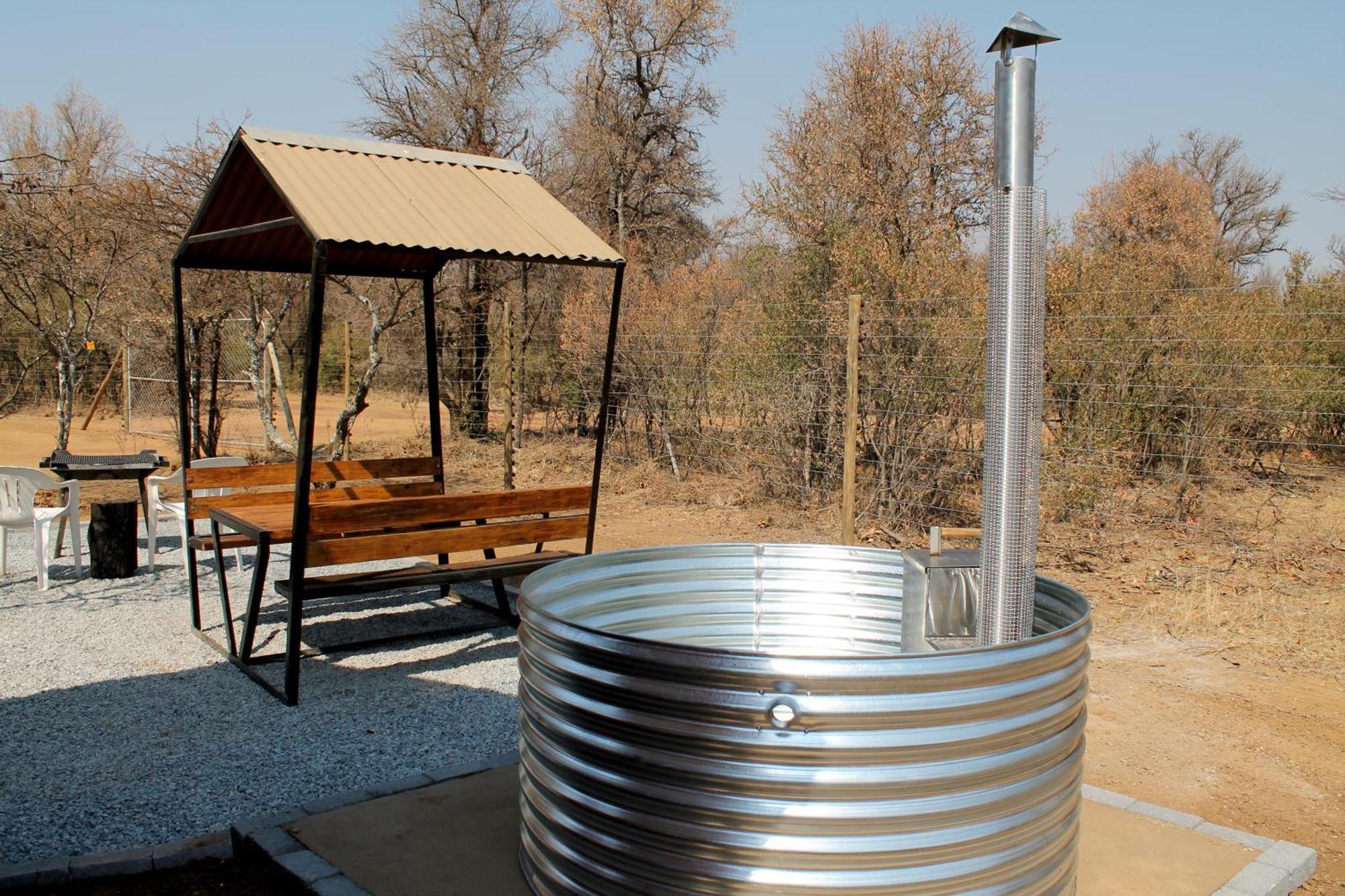 Farm stay Thirty-three Dinokeng Big 5 *