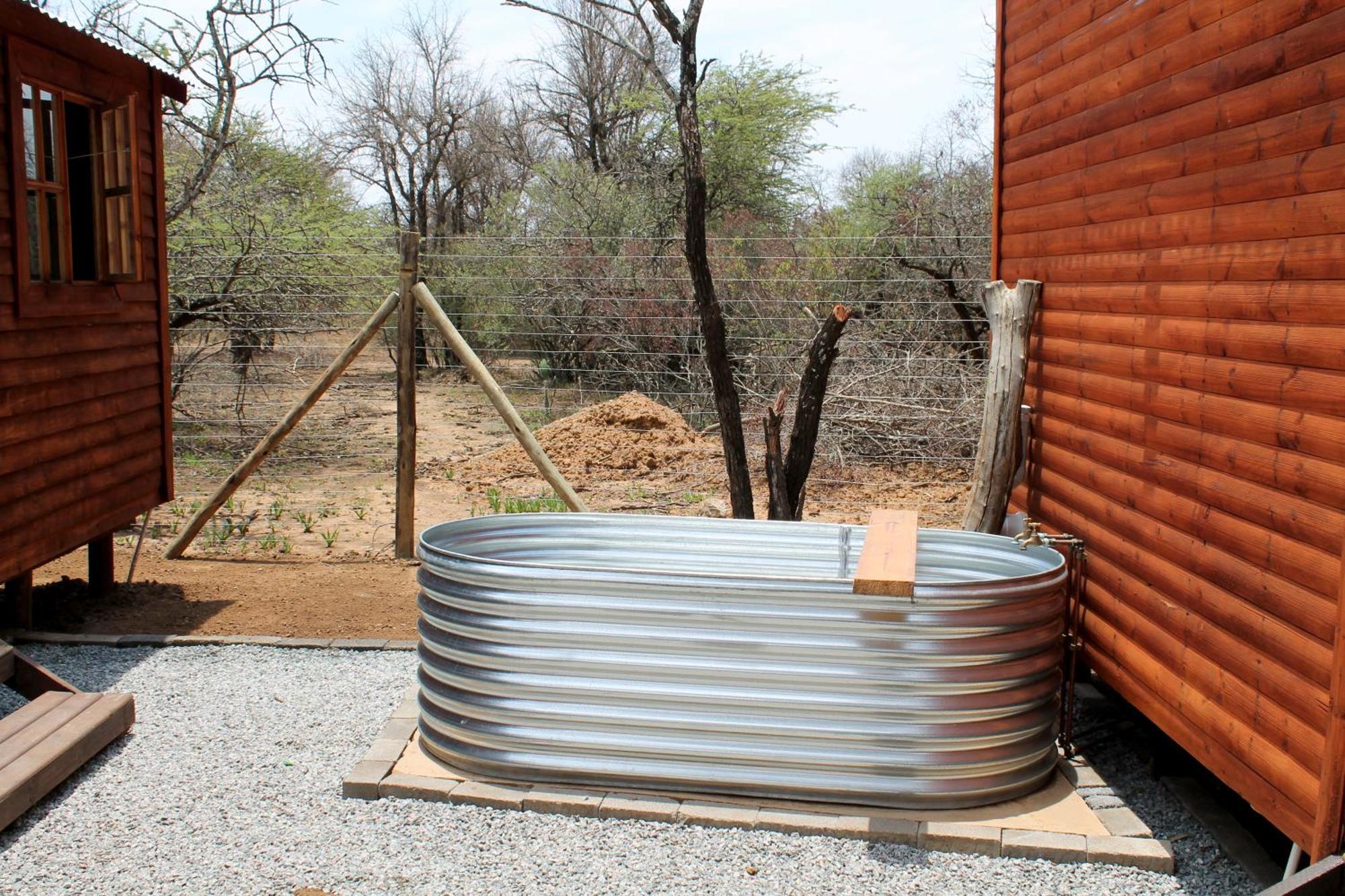 Thirty-three Dinokeng Big 5 *